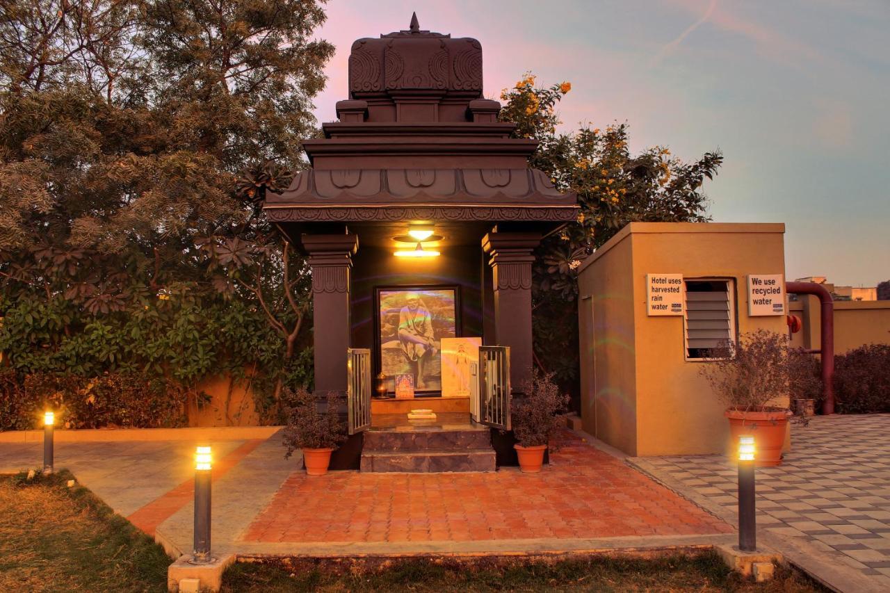 Temple Tree Hotel